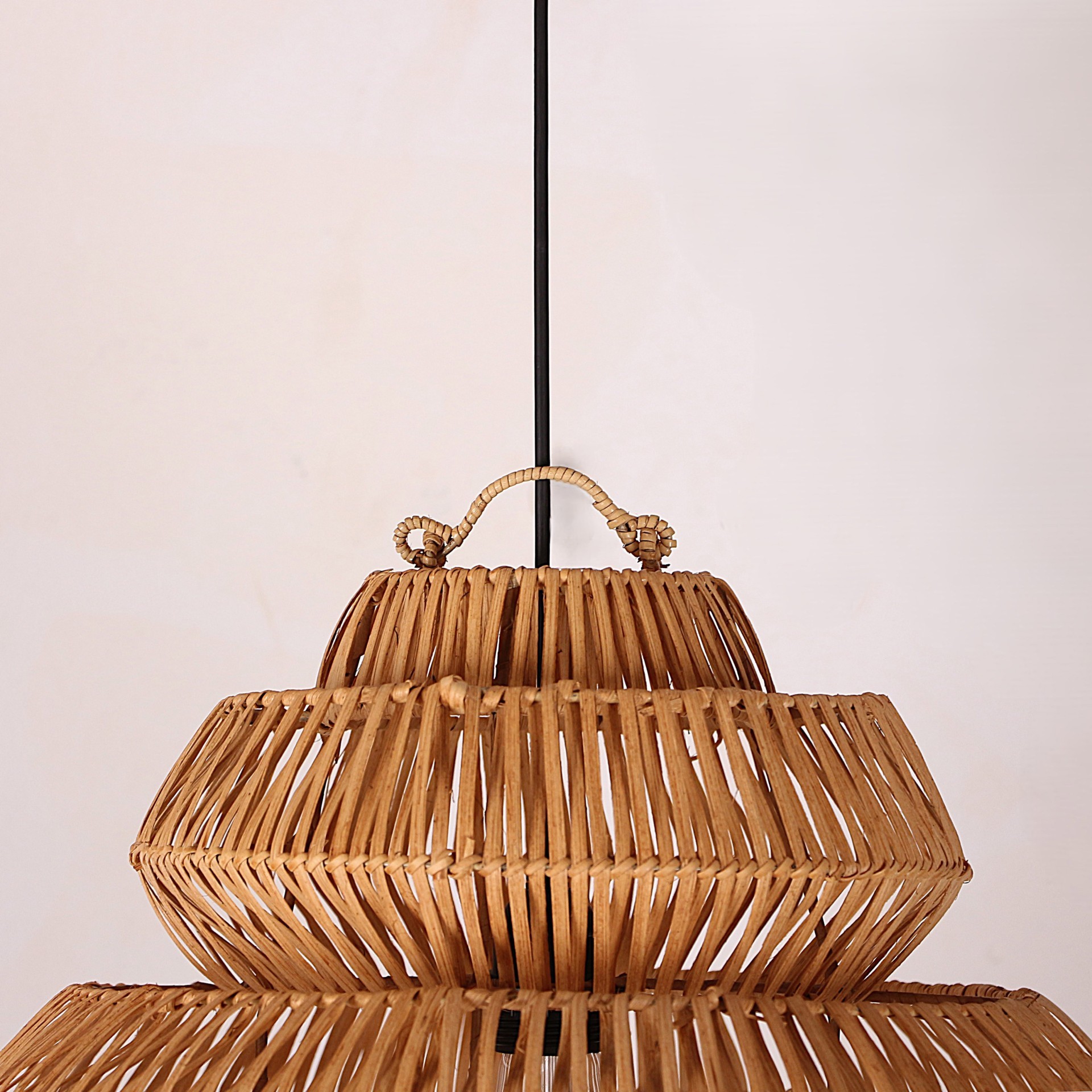 lucy-40 f4 Rattan Lucy Aydınlatma El Yapımı Doğal Avize - Görsel 5