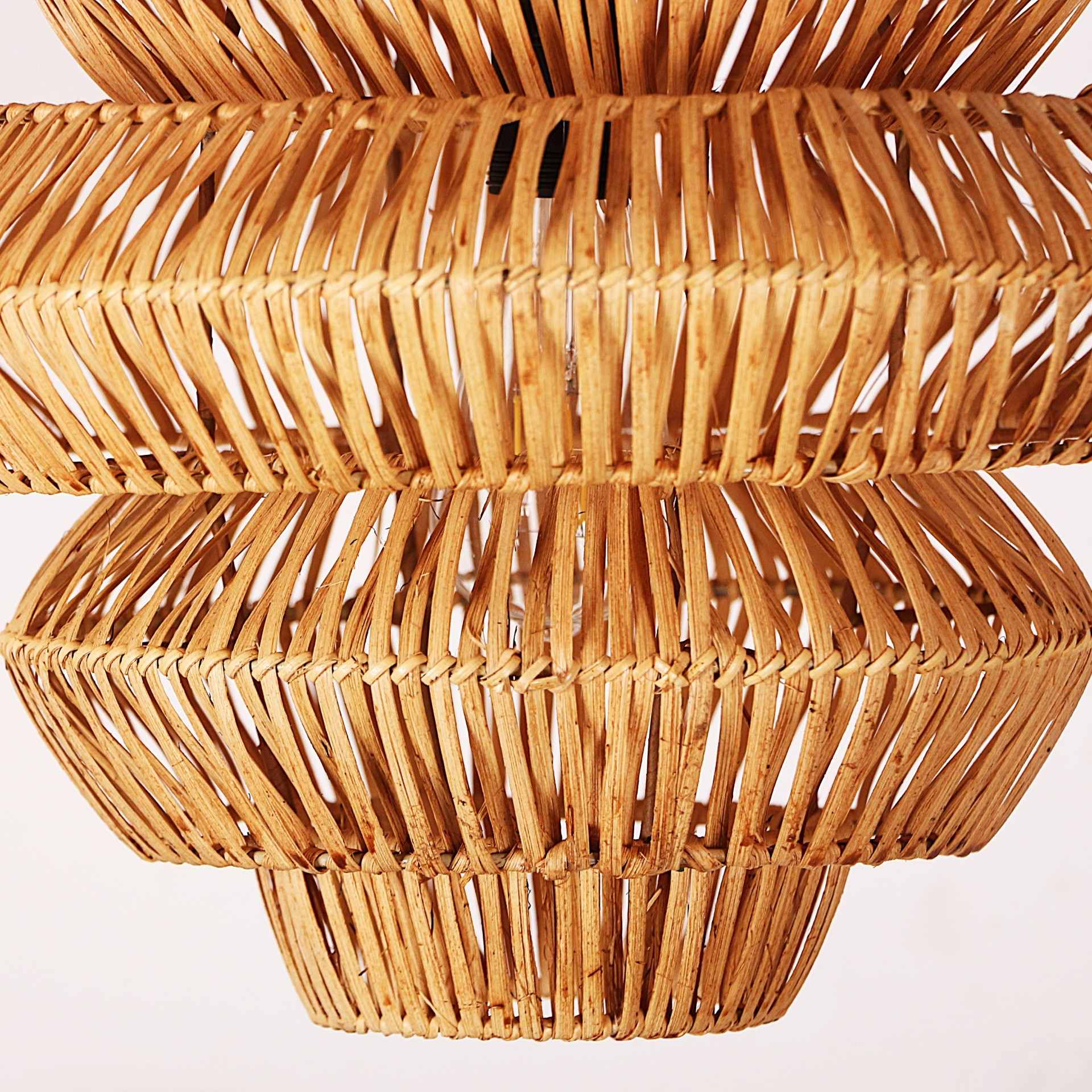 lucy-40 f5 Rattan Lucy Aydınlatma El Yapımı Doğal Avize - Görsel 6